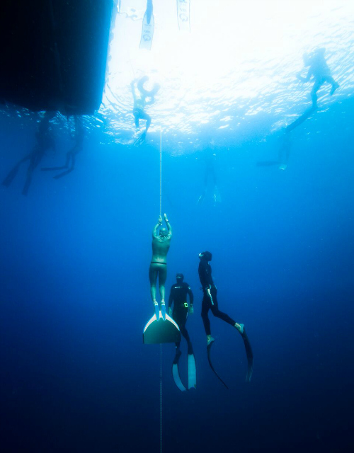 La remontée de Stéphane Tourreau après être déscendu à 96 mètres ©Azur Diving – William Rhamey