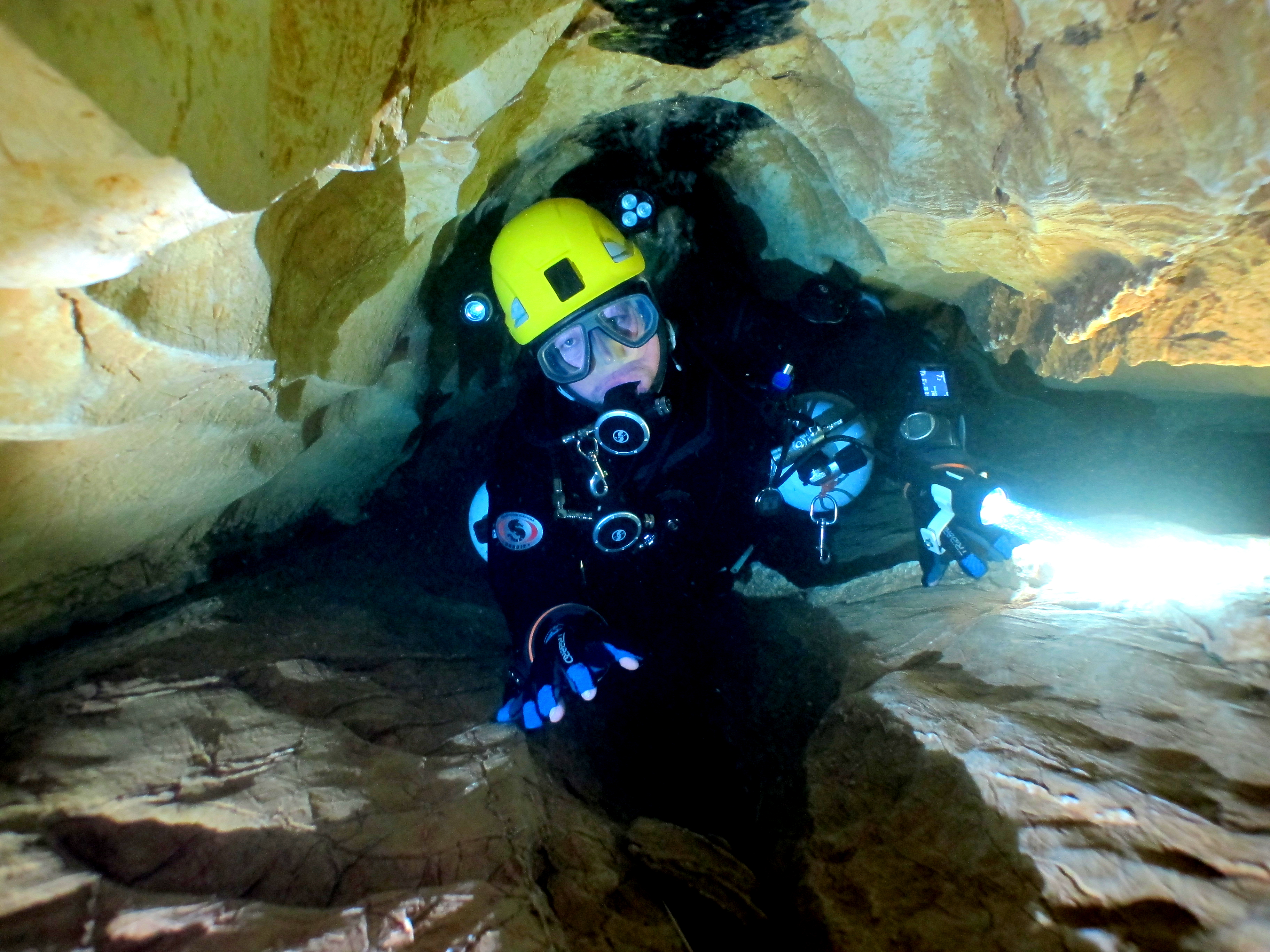 La plongée souterraine attire de plus en plus d'adepte en France et dans le monde. ©Pierre-Éric Deseigne